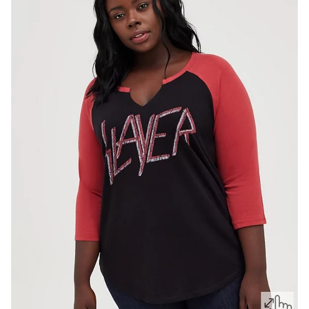 NWT Torrid SLAYER Raglan Tee, Size 5. Red and Black.